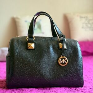 Michael Kors Black and Gold Satchel with Timeless Elegance